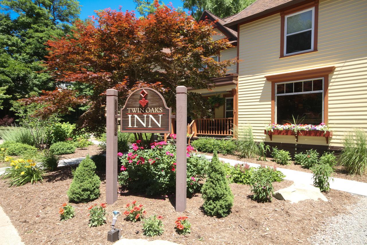 Twin Oaks Inn Saugatuck Exterior foto